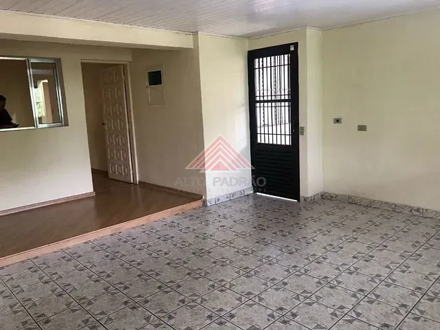 Casa com 240m² 4 quartos e 1 banheiro, à venda, no bairro Matriz em Mauá