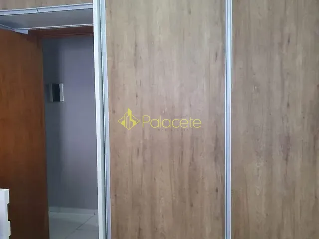 Casa com 200m² 2 quartos e 2 banheiros, à venda, no bairro Água Preta em Pindamonhangaba