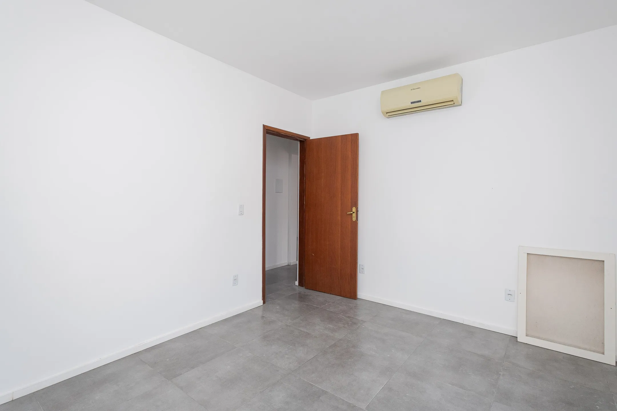 Casa para Locação no Laranjal: 2 Quartos, Lareira, Jardim e Quintal para Viver com Conforto e Tranquilidade no Amarílis - 8