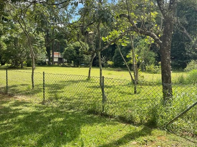 Foto do Terreno - Terreno residencial para venda em Vila Martins, 3,010m² | Lares e Andares Imóveis
