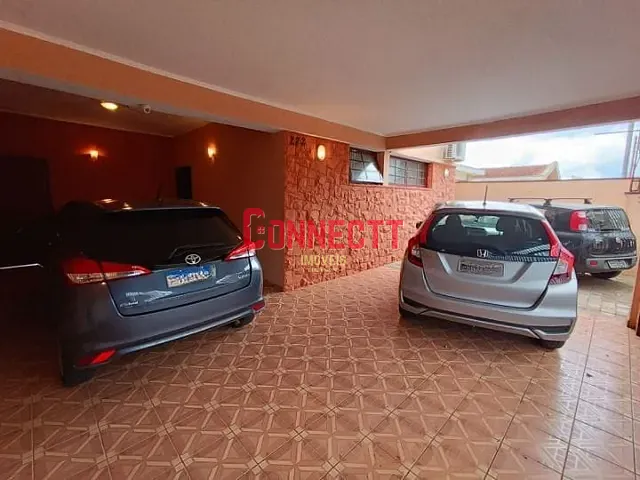 Casa com 348m² 4 quartos e 2 banheiros, à venda, no bairro Sumarezinho em Ribeirão Preto