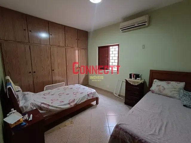 Casa com 348m² 4 quartos e 2 banheiros, à venda, no bairro Sumarezinho em Ribeirão Preto