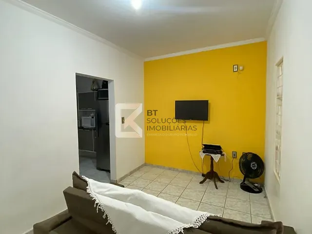Casa com 130m² 2 quartos e 1 banheiro, à venda, no bairro Jardim Hubert em Indaiatuba
