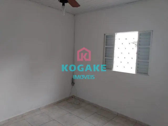 Casa com 90m² 2 quartos e 2 banheiros, à venda, no bairro Monte Castelo em São José dos Campos