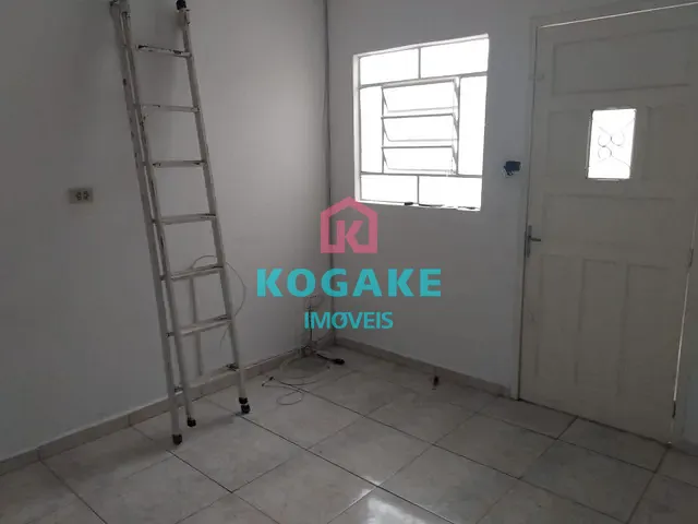 Casa com 90m² 2 quartos e 2 banheiros, à venda, no bairro Monte Castelo em São José dos Campos