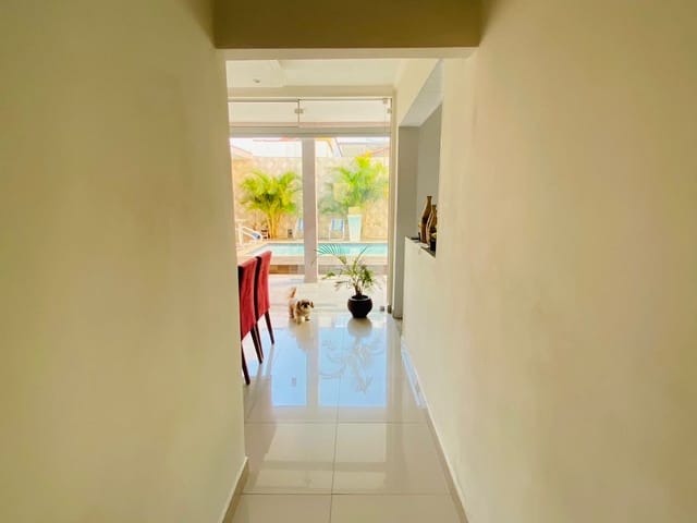 Casa com 250m² 4 quartos e 3 banheiros, à venda, no bairro Residencial Mombaça em Pindamonhangaba