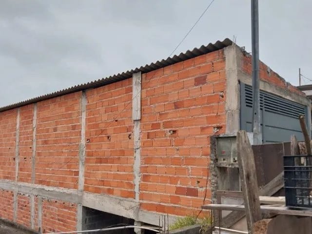 Casa com 180m² 2 quartos e 2 banheiros, à venda, no bairro Jardim Japao (Caucaia do Alto) em Cotia
