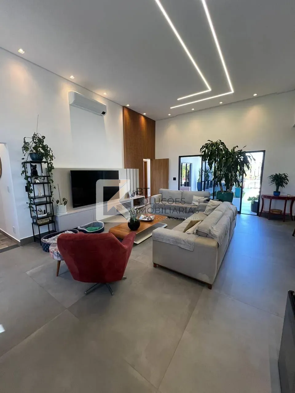 Casa, 3 quartos, 241 m² - Foto 13