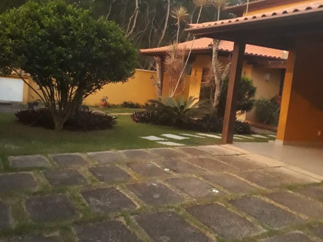 Casa com 1000m² 5 quartos e 1 banheiro, à venda, no bairro Marina em Armação dos Búzios