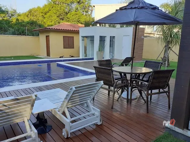 Casa com 1000m² 5 quartos e 1 banheiro, à venda, no bairro Marina em Armação dos Búzios