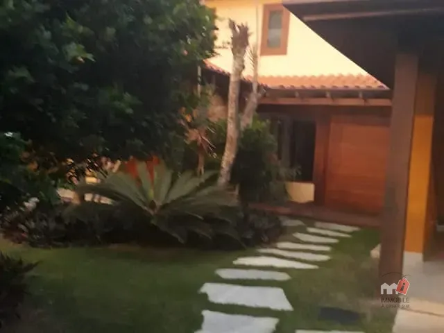 Casa com 1000m² 5 quartos e 1 banheiro, à venda, no bairro Marina em Armação dos Búzios