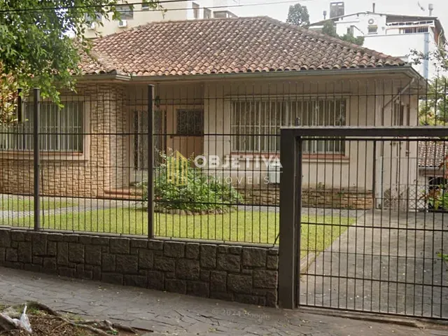 Casa 4 quartos e 3 banheiros, à venda, no bairro Petrópolis em Porto Alegre