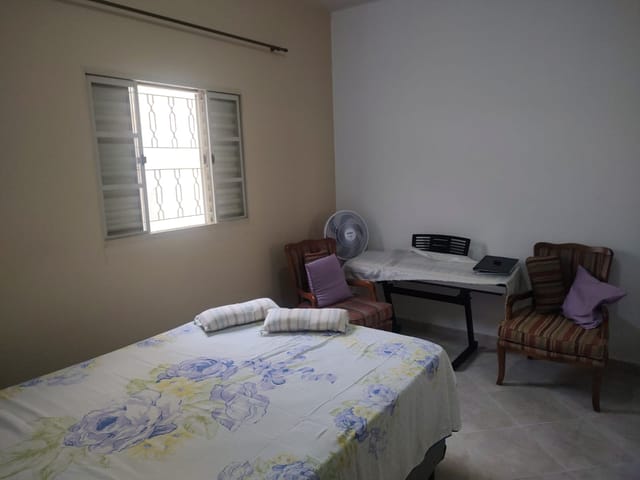 Casa com 125m² 2 quartos e 1 banheiro, à venda, no bairro Residencial Mombaça em Pindamonhangaba