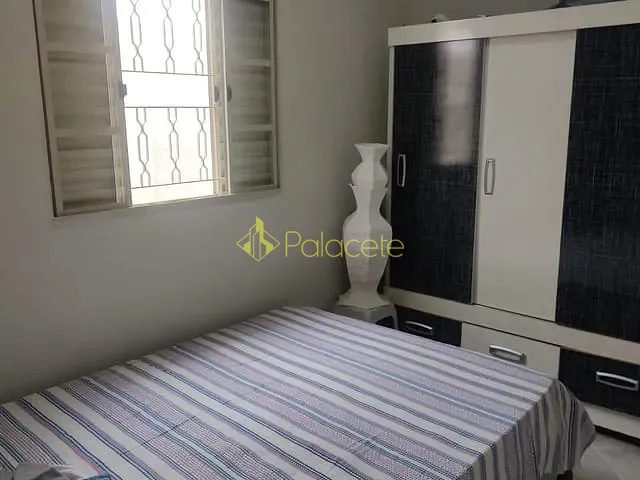 Casa com 125m² 2 quartos e 1 banheiro, à venda, no bairro Residencial Mombaça em Pindamonhangaba