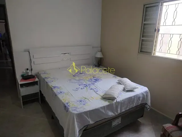 Casa com 125m² 2 quartos e 1 banheiro, à venda, no bairro Residencial Mombaça em Pindamonhangaba