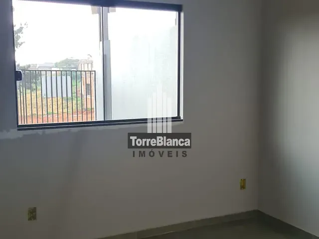 Casa com 111m² 2 quartos e 1 banheiro, à venda, no bairro Periquitos em Ponta Grossa