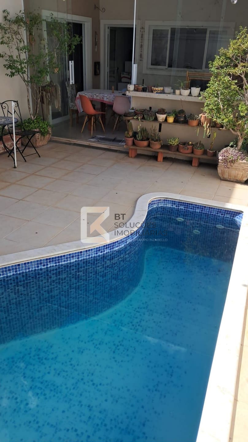 Casa, 3 quartos, 187 m² - Foto 2