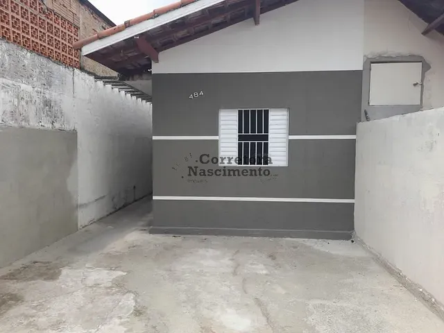 Casa com 125m² 2 quartos e 1 banheiro, à venda, no bairro Vila Aprazível em Jacareí