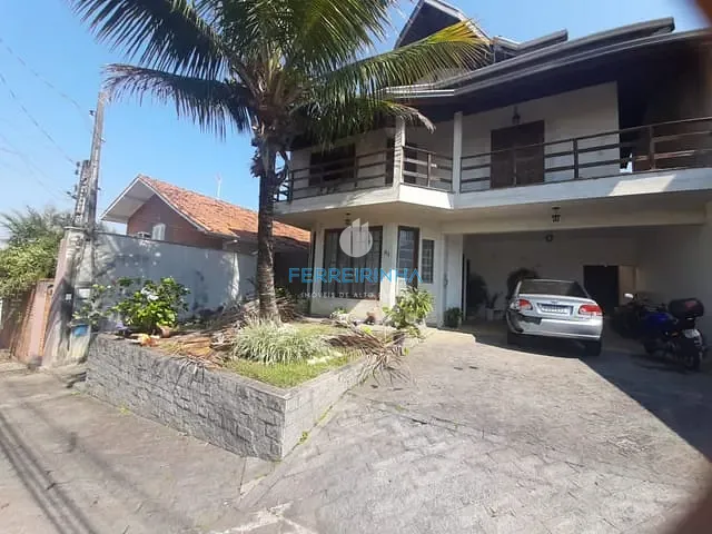 Casa com 252m² 4 quartos e 2 banheiros, à venda, no bairro Urbanova II em São José dos Campos