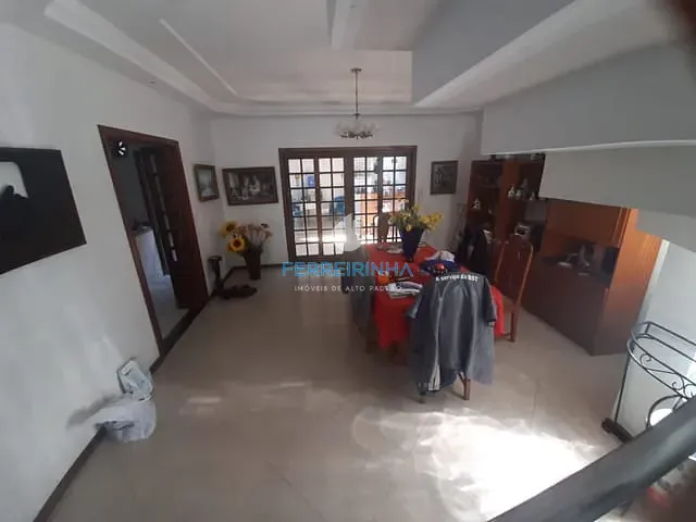 Casa com 252m² 4 quartos e 2 banheiros, à venda, no bairro Urbanova II em São José dos Campos