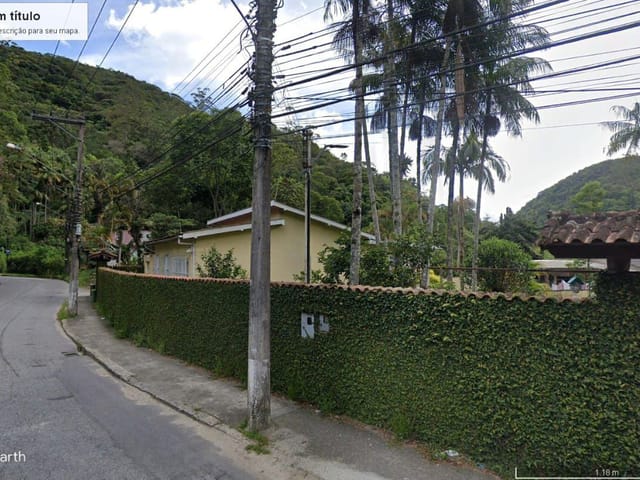 Casa 3 quartos e 3 banheiros, à venda, no bairro Fazenda Inglesa em Petrópolis