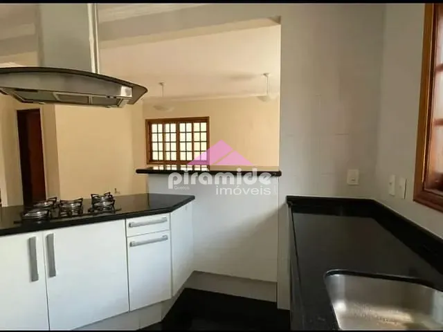 Casa com 300m² 3 quartos e 3 banheiros, à venda, no bairro Jardim San Marino em São José dos Campos