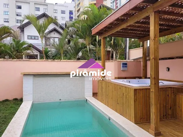 Casa 4 quartos e 5 banheiros, à venda, no bairro Jardim Aquarius em São José dos Campos