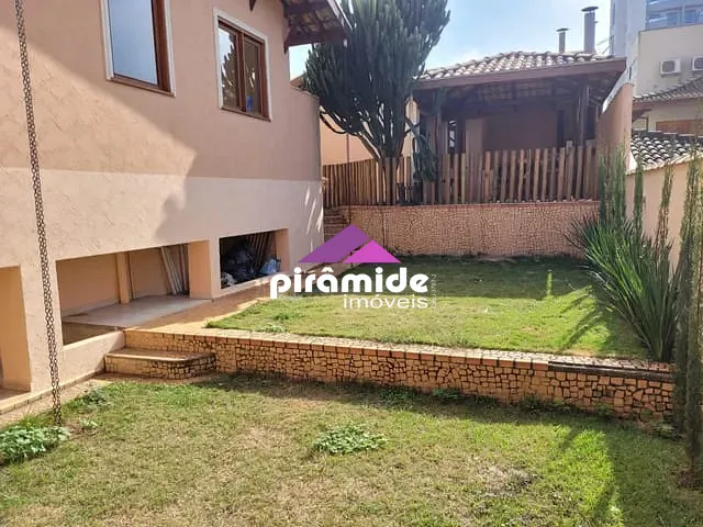 Casa 4 quartos e 5 banheiros, à venda, no bairro Jardim Aquarius em São José dos Campos