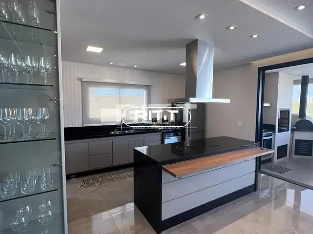 Casa com 403m² 4 quartos e 3 banheiros, à venda, no bairro Swiss Park em Campinas