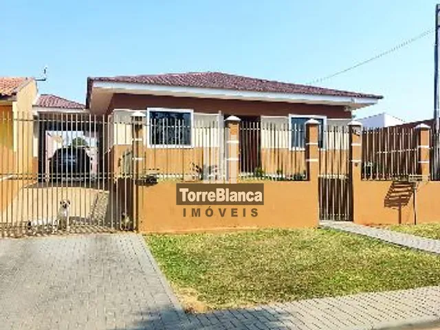 Casa com 560m² 2 quartos e 1 banheiro, à venda, no bairro Cará-Cará em Ponta Grossa