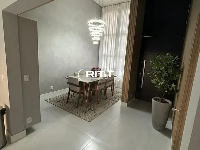 Casa com 250m² 2 quartos e 2 banheiros, à venda, no bairro Parque Jatobá (Nova Veneza) em Sumaré