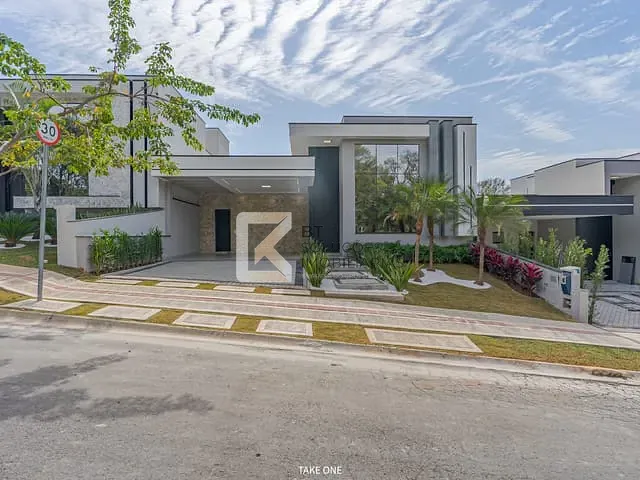 Casa com 300m² 3 quartos e 4 banheiros, à venda, no bairro Jardim Juliana em Indaiatuba