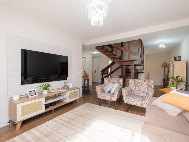 Casa com 300m² 3 quartos e 4 banheiros, à venda, no bairro Centro em Pelotas