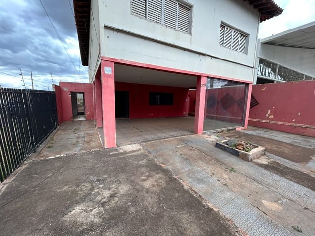 Foto do Casa - Casa com 6 dormitórios para alugar, 306 m² por R$ 8.000,00/mês - São Sebastião - Uberaba/MG | ZUCATO IMOBILIARIA LTDA