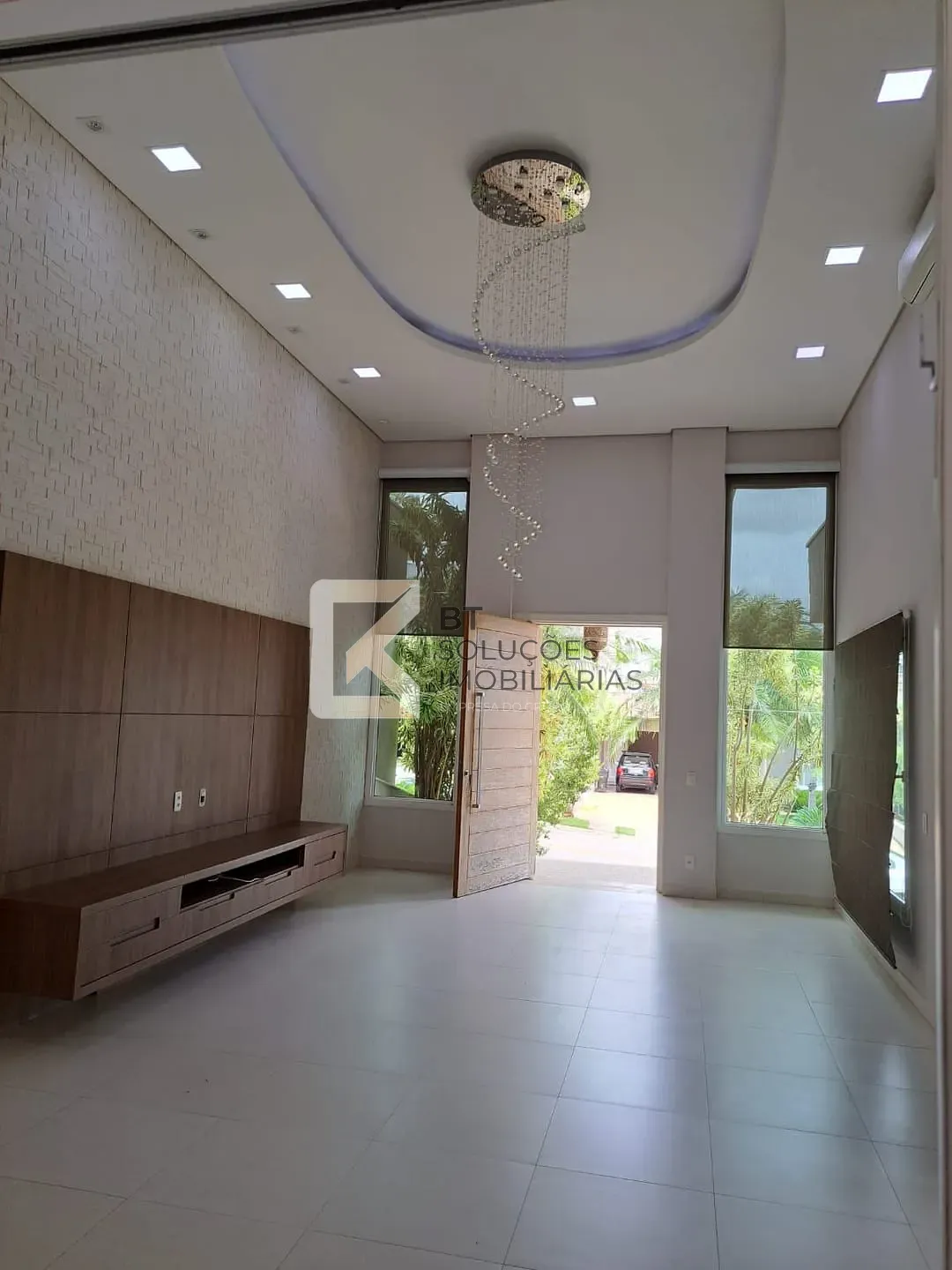Casa, 3 quartos, 178 m² - Foto 1