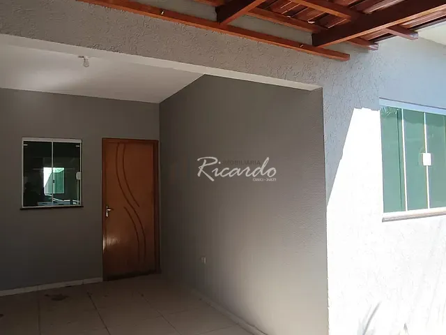 Casa com 150m² 2 quartos e 1 banheiro, à venda, no bairro Jardim Santa Alice em Arapongas