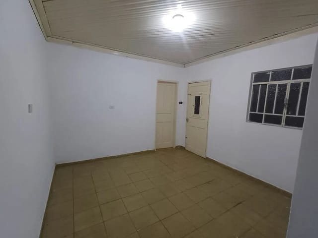 Casa com 90m² 2 quartos e 1 banheiro, à venda, no bairro Rochdale em Osasco