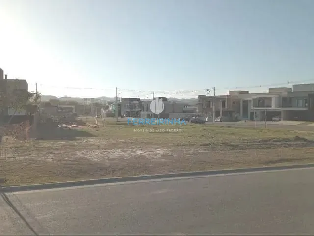Casa com 903m² 4 quartos e 4 banheiros, à venda, no bairro Loteamento Vivant Urbanova em São José dos Campos