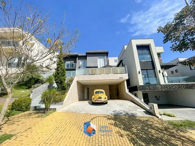 Casa com 320m² 4 quartos e 5 banheiros, à venda, no bairro Alphaville em Santana De Parnaíba