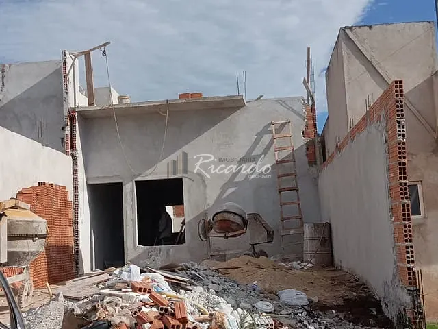 Casa com 135m² 2 quartos e 1 banheiro, à venda, no bairro Jardim Novo Centauro III em Arapongas