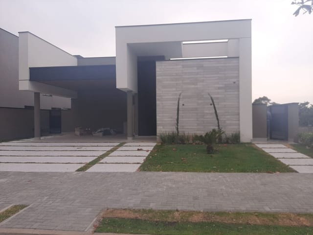 Casa com 554m² 4 quartos e 4 banheiros, à venda, no bairro Condomínio Residencial Alphaville em São José dos Campos