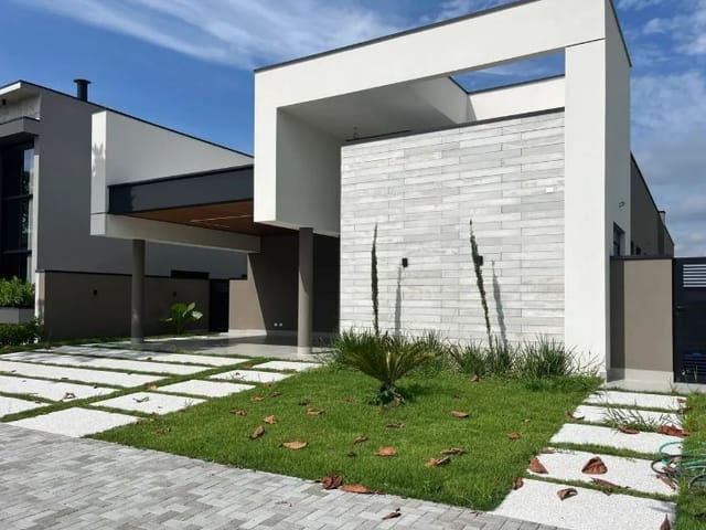 Casa com 554m² 4 quartos e 4 banheiros, à venda, no bairro Condomínio Residencial Alphaville em São José dos Campos