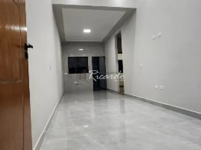 Casa com 126m² 2 quartos e 1 banheiro, à venda, no bairro Jardim Paulista II em Arapongas