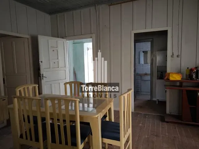 Casa com 100m² 3 quartos e 1 banheiro, à venda, no bairro Órfãs em Ponta Grossa