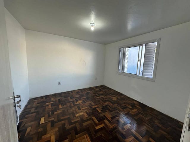 Casa com 300m² 3 quartos e 1 banheiro, à venda, no bairro São Gonçalo em Pelotas