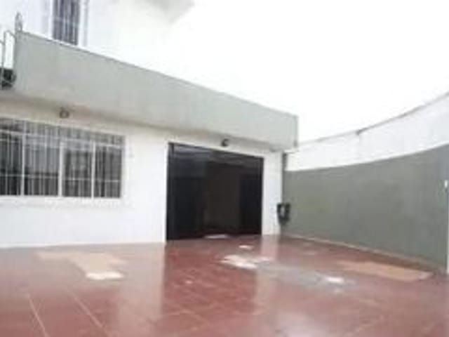 Casa com 327m² 8 quartos e 5 banheiros, à venda, no bairro Bela Vista em Osasco