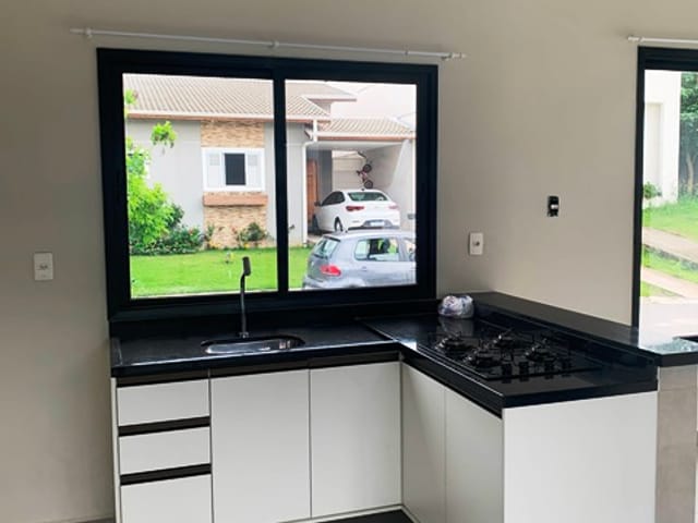 Casa com 180m² 2 quartos e 3 banheiros, à venda, no bairro Vila Prado em Pindamonhangaba