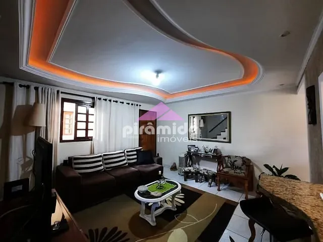 Casa com 74m² 3 quartos e 2 banheiros, à venda, no bairro Jardim Vale do Sol em São José dos Campos
