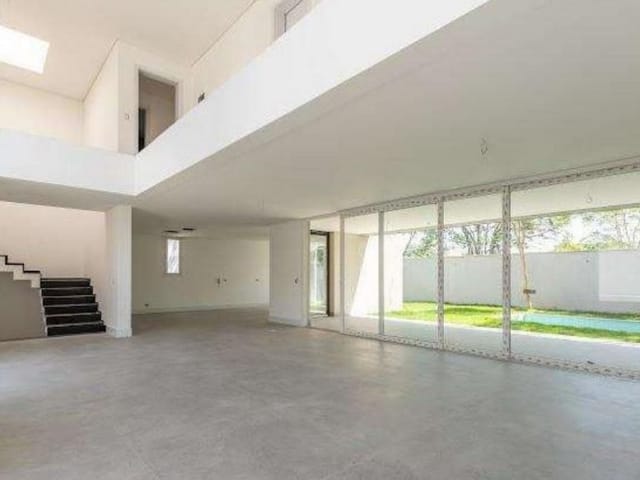 Casa com 719m² 4 quartos e 6 banheiros, à venda, no bairro Jardim Cordeiro em São Paulo