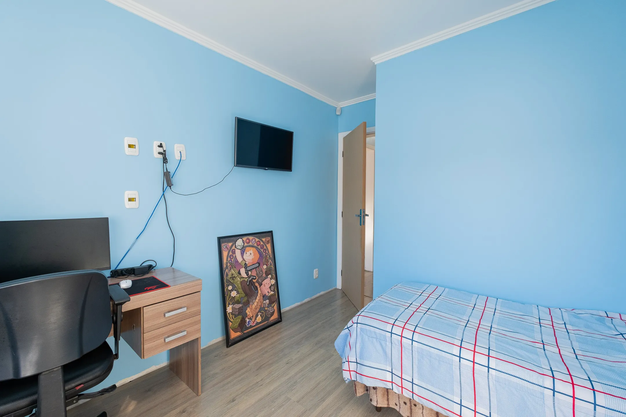 Casa de Alto Padrão no Fragata com Piscina Aquecida, Placas Solares e 4 Dormitórios - 20